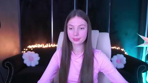 Lady Vi online show from April 29, 1:14 pm