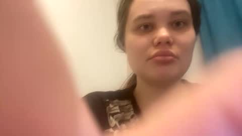 babymeow17 online show from April 25, 2:36 am