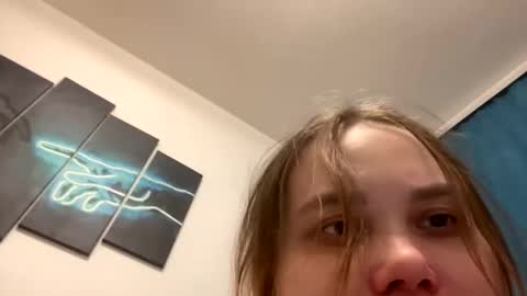 babymeow17 online show from March 27, 1:07 am