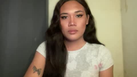 AMARA - FOLLOW ME AND THUMBS UP online show from March 11, 1:54 am