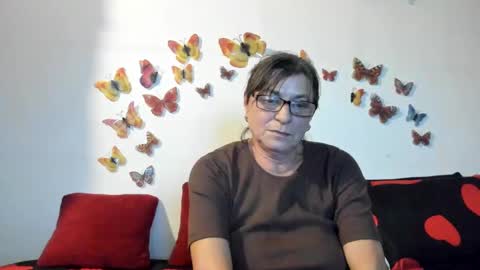 Snapshot of badgg chatting on December 11, 2:54 pm Gina online show from December 11, 2:54 pm