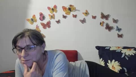 Snapshot of badgg chatting on January 29, 3:47 pm Gina online show from January 29, 3:47 pm
