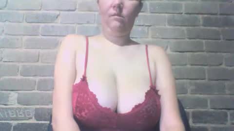 Chaterlain online show from March 22, 8:42 am