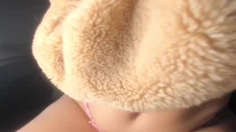 IM BAILEY online show from November 30, 4:27 am