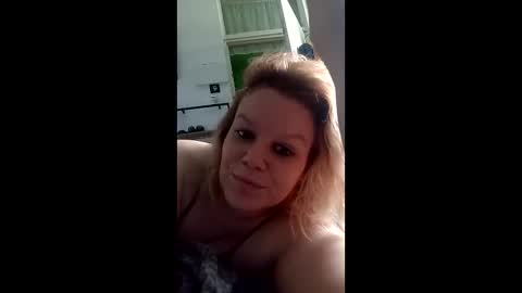 balanescuannamaria21 online show from May 25, 11:09 am
