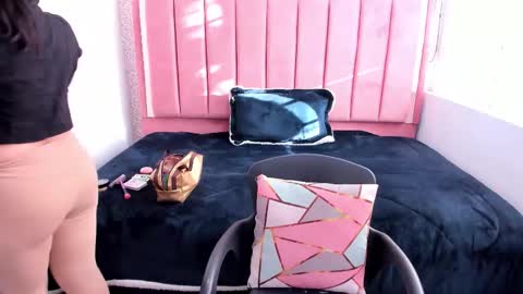 B A R B A R A online show from December 18, 12:21 pm