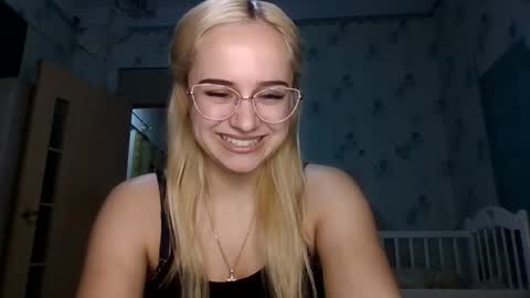 barbie___girl online show from February 1, 2:49 pm