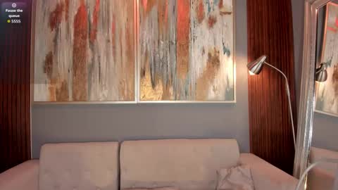 Luna online show from October 31, 8:02 pm