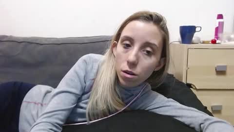 Lena online show from February 3, 6:56 pm