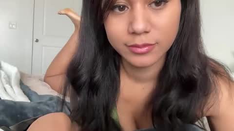 chicka online show from January 25, 6:21 pm