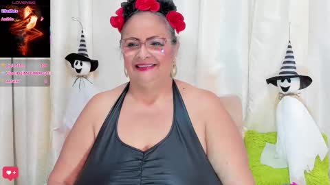 Snapshot of bbwsalome chatting on October 15, 10:12 pm Salome online show from October 15, 10:12 pm
