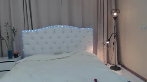 beataangel online show from February 23, 8:25 am