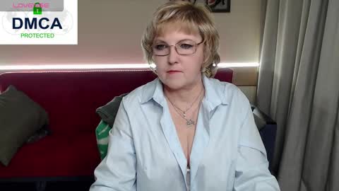 your Lana online show from November 19, 1:55 pm