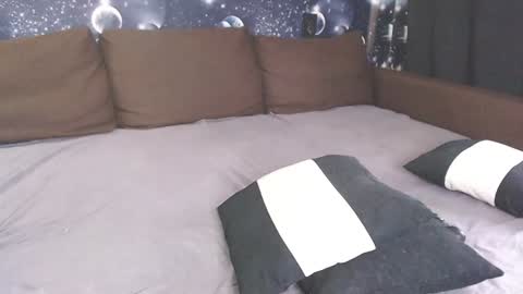 Gina online show from December 18, 5:59 am