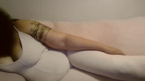 Beauty online show from November 18, 8:43 pm