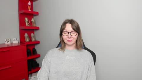 Zoe online show from April 9, 6:19 am