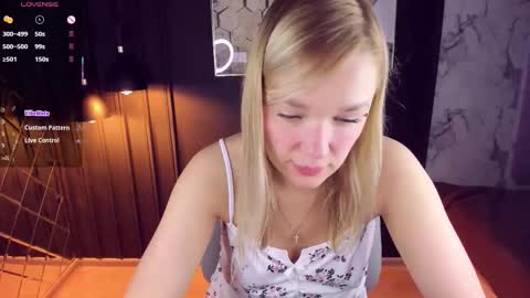 Bella online show from November 11, 6:09 am