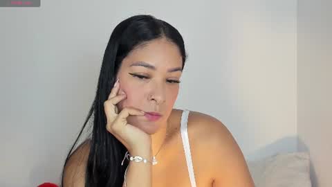 Laura online show from June 16, 3:24 pm
