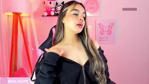 Snapshot of bella_hunteer chatting on October 18, 6:38 am bella igbella hunttt online show from October 18, 6:38 am