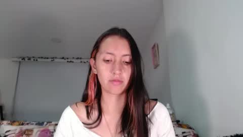 Snapshot of bella_marlowe chatting on January 21, 2:11 am Bella Marlowe online show from January 21, 2:11 am