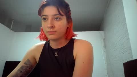 bella_thorne1999 online show from June 28, 2:29 am