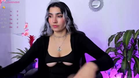 Bella online show from March 12, 9:56 pm