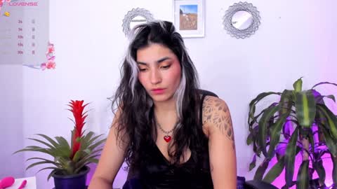 Bella online show from January 21, 8:00 pm