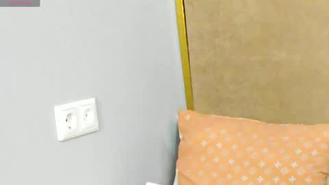 bellacandys online show from April 29, 1:31 am