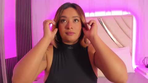 bellalumi online show from September 18, 11:53 am