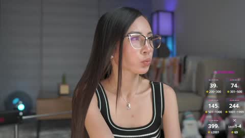 Snapshot of belle_adrienne chatting on December 11, 7:46 pm Belle Adrienne IG online show from December 11, 7:46 pm