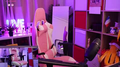 Alice online show from March 19, 7:35 am