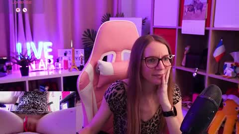 Alice online show from March 11, 7:45 am