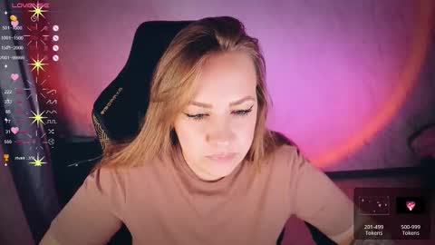 Your Annabelle Wolf  online show from October 22, 10:26 pm