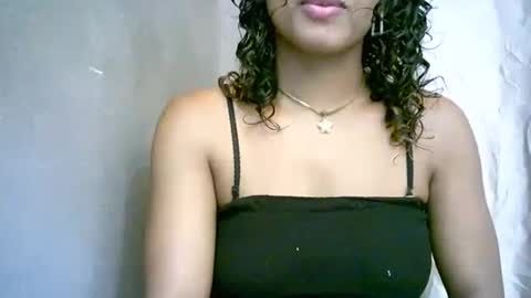 bellibellah online show from April 4, 1:54 pm