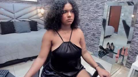 Belly online show from November 17, 1:23 pm