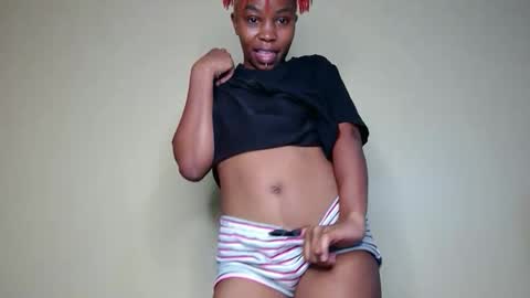 berries_lee online show from September 17, 5:55 pm