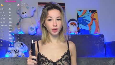 Emely online show from December 9, 2:34 am