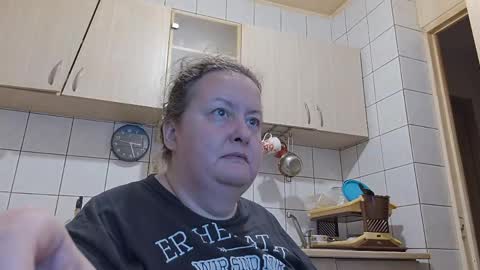 bethnorth online show from June 5, 12:26 am