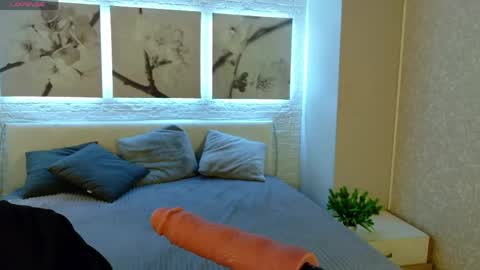 Betty online show from April 18, 8:20 pm