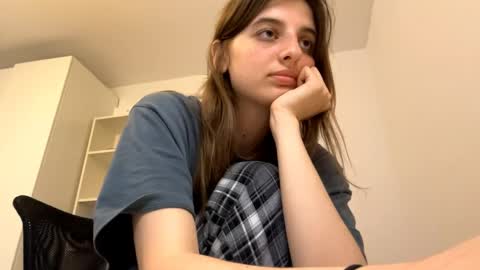 Lina online show from May 25, 6:18 pm