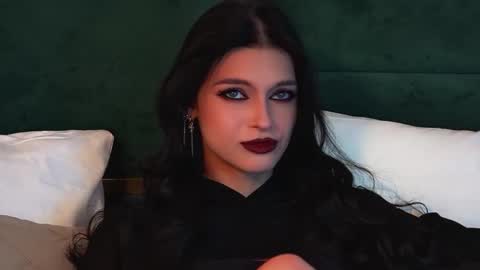 Beverly online show from February 18, 7:24 pm