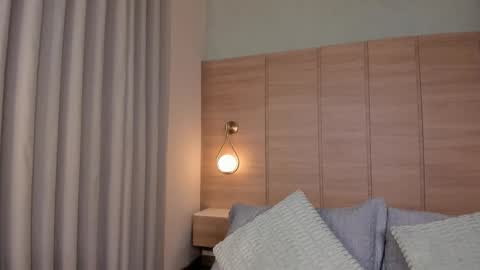 Bian  online show from October 3, 3:11 am