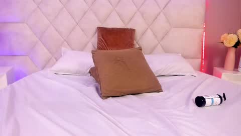 Bianca  online show from April 18, 7:18 pm