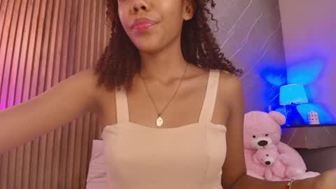 biancaa__18 online show from May 28, 1:58 am