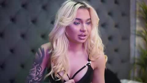 Bianka  online show from June 27, 8:37 pm