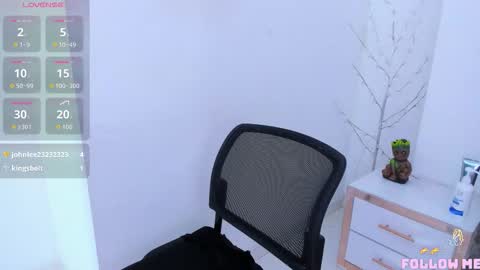 bigass_andtoes_anita online show from November 24, 9:06 pm