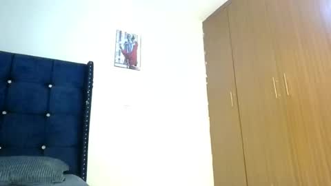 bigbaby004 online show from April 10, 8:26 pm