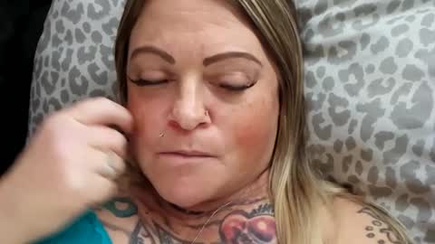 Tiffany online show from January 25, 11:00 pm