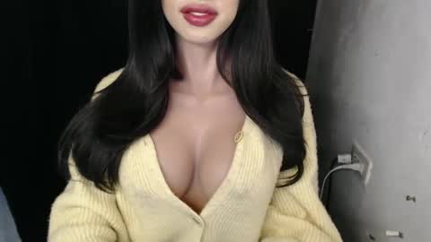 Jen online show from March 3, 2:12 pm