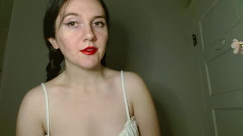 Isabella online show from December 2, 11:40 pm